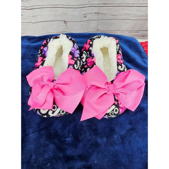 JoJo Siwa Girls Fuzzy‎ Slipper Socks Size 9/10 toddler - Picture 2 of 8